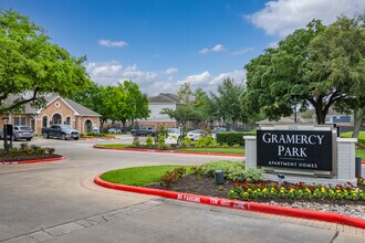 Gramercy Park in Houston, TX - Foto de edificio - Building Photo