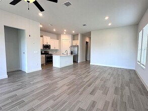 12608 Stanford Dr in Austin, TX - Building Photo - Building Photo