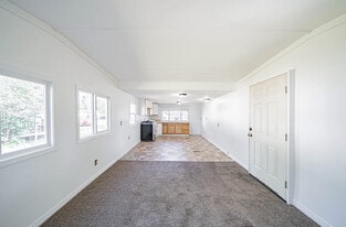 1452 Huckleberry St in Idaho Falls, ID - Building Photo