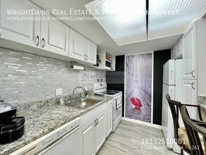 6342 Newtown Cir in Tampa, FL - Building Photo - Building Photo