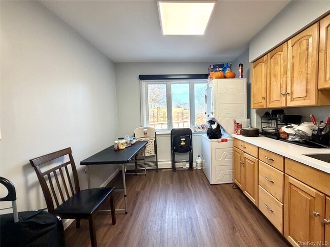 27-30-30 Francis Lewis Blvd in Queens, NY - Building Photo - Building Photo