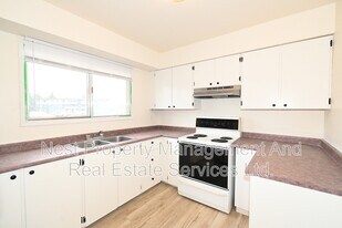 215 McIntyre Crescent in Prince George, BC - Building Photo