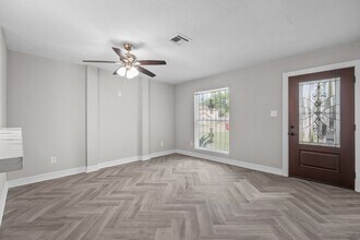 6639 Indian Falls Dr in Missouri City, TX - Building Photo - Building Photo