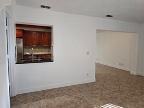 4125 Pine Branch Cir in Greenacres, FL - Building Photo - Building Photo