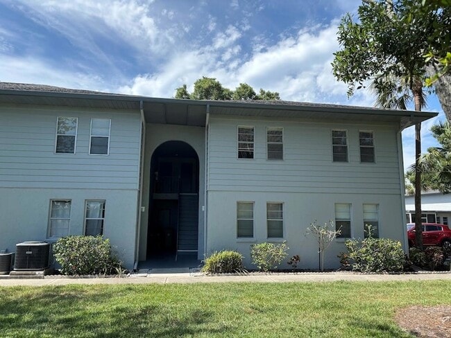 10800 US Hwy 19 N, Unit 237 in Pinellas Park, FL - Foto de edificio - Building Photo