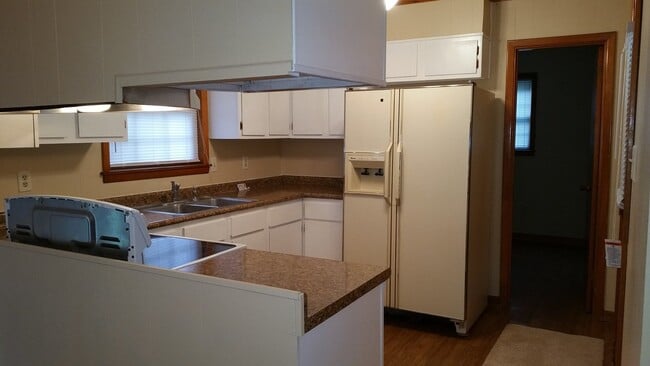 106 Montgomery Dr in Statesboro, GA - Foto de edificio - Building Photo