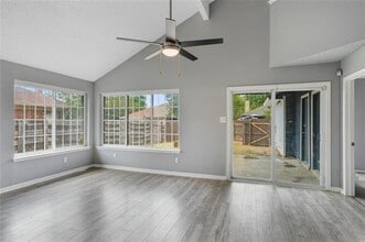 10243 Oak Branch Ln in Dallas, TX - Building Photo - Building Photo