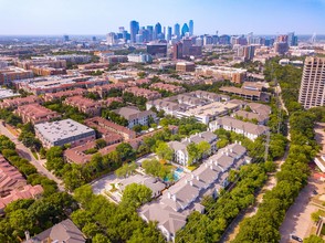 THIRTY377 in Dallas, TX - Foto de edificio - Building Photo