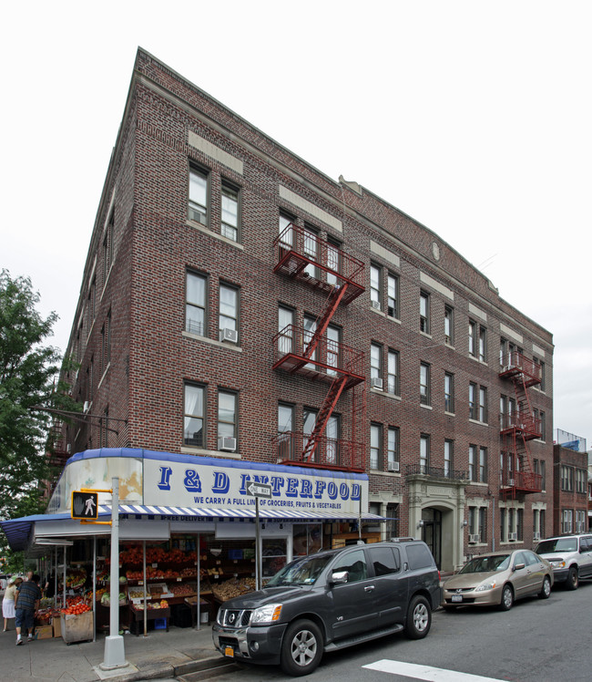 Parocean Apartments in Brooklyn, NY - Building Photo - Building Photo