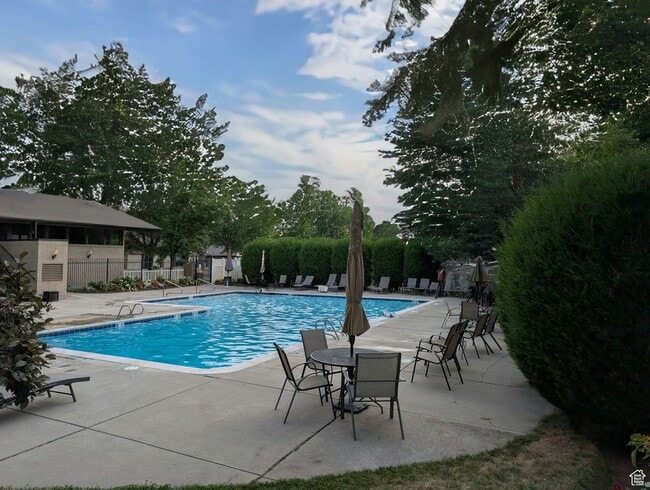 property at 6565 1645 E