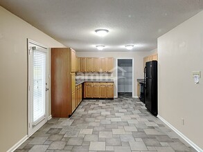 10868 Delphi Dr in Camby, IN - Building Photo - Building Photo