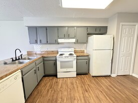 3696 Morton St, Unit 3696 Morton Street Apt 2 in Jacksonville, FL - Building Photo