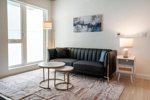 1 Brady St in San Francisco, CA - Building Photo