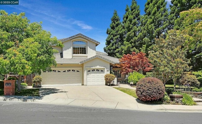 property at 706 Endsleigh Ct