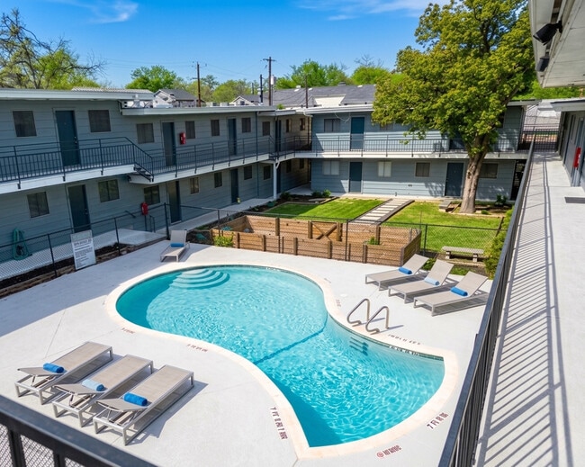 Fountain Terrace Apartments in Austin, TX - Building Photo - Building Photo