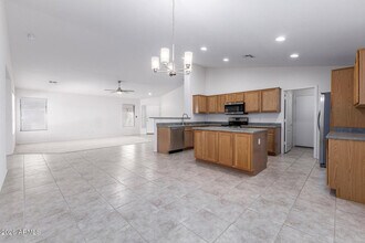 15847 W Saguaro Ln in Surprise, AZ - Building Photo - Building Photo