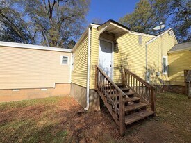 355 Sunset Dr in Athens, GA - Building Photo