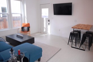 617 E Krall St in Boise, ID - Foto de edificio - Building Photo