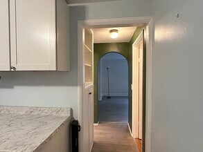 158 Edgemere Ave in West Hartford, CT - Building Photo - Building Photo