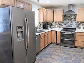 12627 Holmes St in Omaha, NE - Building Photo - Building Photo