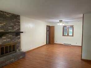1415 S Western Ave in Champaign, IL - Building Photo - Building Photo