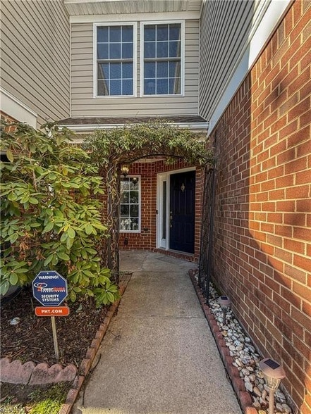 2656 Bracston Rd in Virginia Beach, VA - Foto de edificio - Building Photo