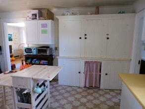 38 Pine St in Orono, ME - Building Photo - Building Photo