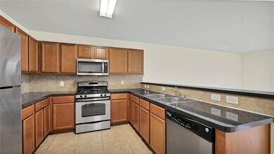 5050 Ivy Fair Way in Katy, TX - Foto de edificio - Building Photo