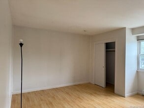 407 Saracino Dr in Maybrook, NY - Building Photo - Building Photo