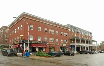 28 Railroad Sq in Nashua, NH - Building Photo - Building Photo