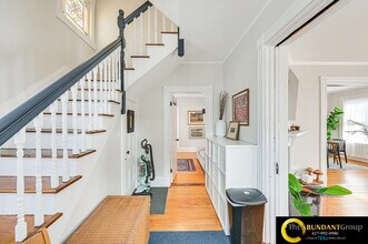 44 Cottage St in Watertown, MA - Foto de edificio - Building Photo