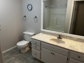 2101 Stanford Pl in Edwardsville, IL - Foto de edificio - Building Photo