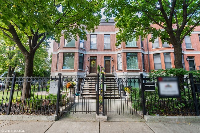 property at 1550 W Jackson Blvd
