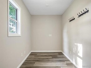 303 Wellesley Dr in O'Fallon, IL - Building Photo - Building Photo