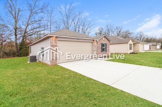 165 Meadow Dr in Beebe, AR - Building Photo - Building Photo