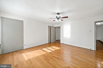 625 Catharine St in Philadelphia, PA - Foto de edificio - Building Photo