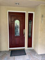 6221 Monterey Rd in Los Angeles, CA - Building Photo