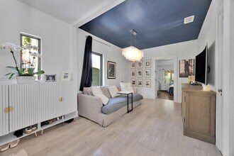 1009 Genoa St in Coral Gables, FL - Building Photo - Building Photo