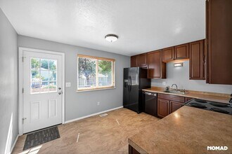 15866 E Cornell Pl in Aurora, CO - Building Photo - Building Photo