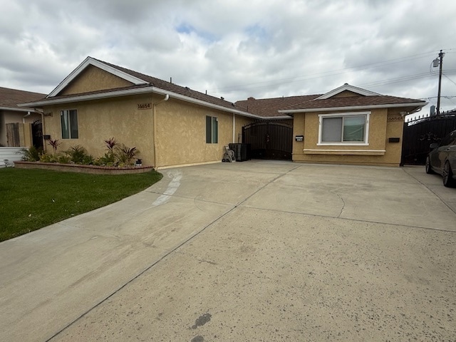 16654 Markham St in Fountain Valley, CA - Building Photo - Building Photo