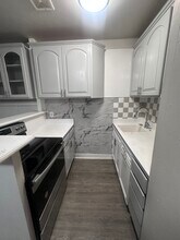 21640 Great Mills Rd in Lexington Park, MD - Building Photo - Building Photo