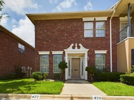 422 Forest Dr Loop in College Station, TX - Building Photo