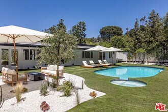 502 Evelyn Pl in Beverly Hills, CA - Building Photo - Building Photo