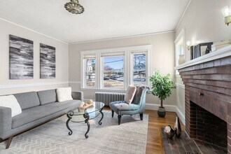 8 Charlesview St in Boston, MA - Building Photo - Building Photo