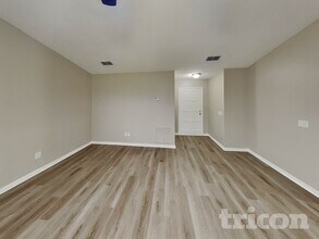 2388 Kirkwall St in Orange Park, FL - Foto de edificio - Building Photo