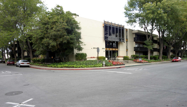 Solano Apartments