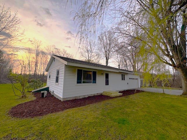 property at 2350 N Eastman Rd