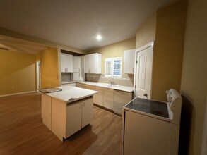 14601 Eston Pl, Unit Second floor in El Paso, TX - Building Photo - Building Photo