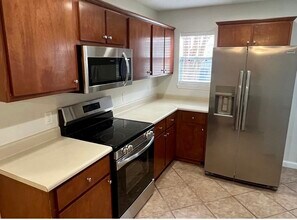 317 Windridge Dr in Brunswick, GA - Building Photo - Building Photo