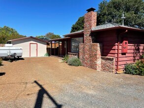 920 Beaver St in Santa Rosa, CA - Building Photo - Building Photo